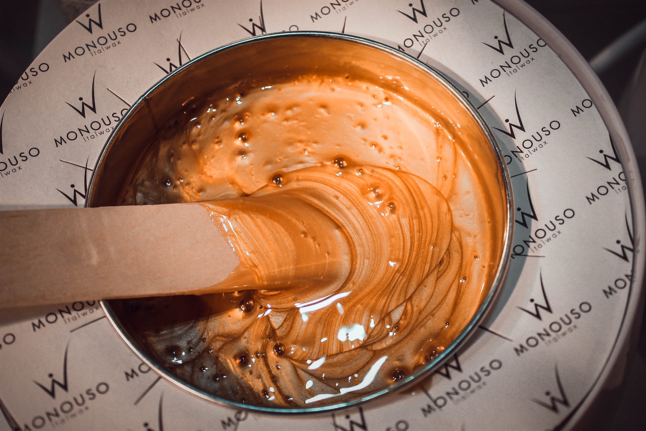 Achieve the Ideal Waxing Temperature for Perfect Application