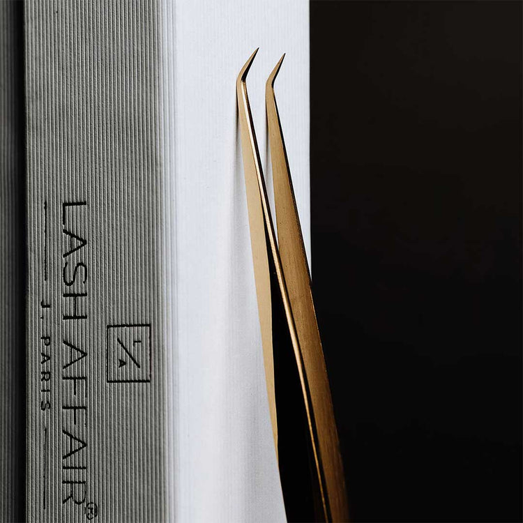 Size Matters | Isolation + Measurement Lash Tweezers
