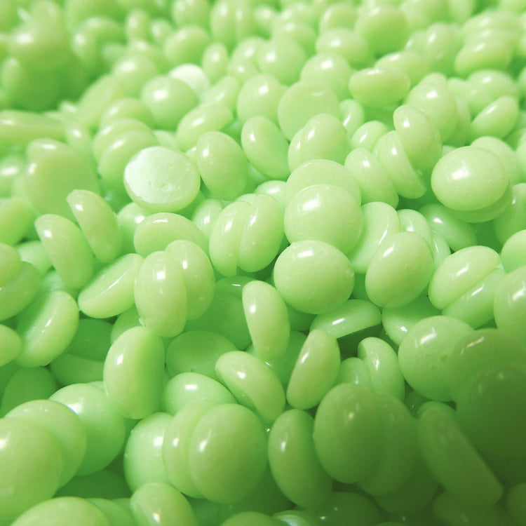 Waxness Spa Choice Rosin Free Multidirectional Hard Wax Lime 2.2LB